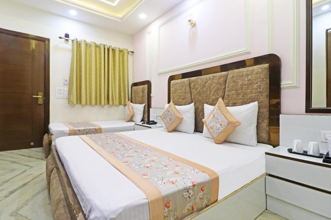 Hotel Samrat Residency 10 Mints Walking Distance Nizamuddin Railway Station New Delhi Bagian luar foto