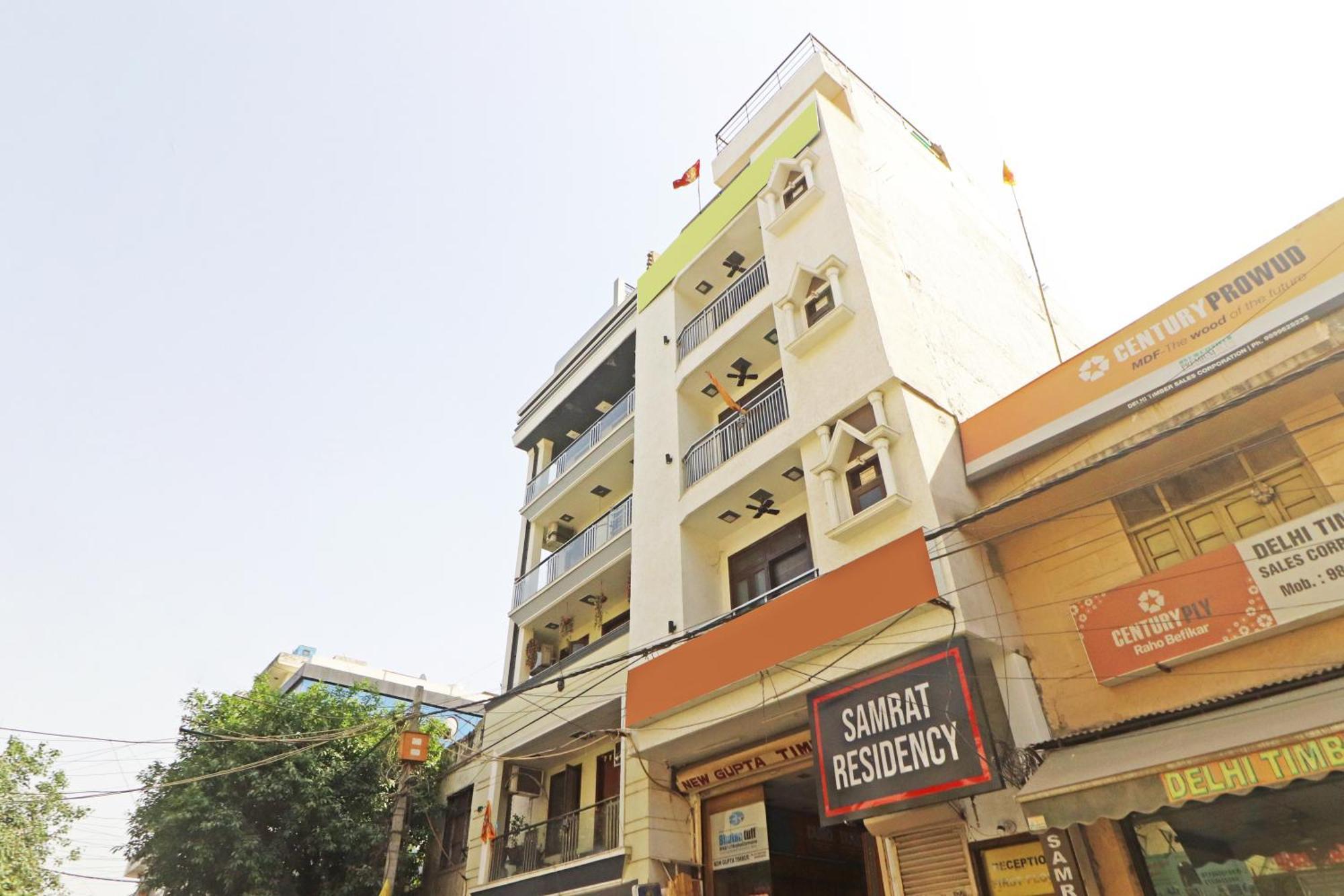 Hotel Samrat Residency 10 Mints Walking Distance Nizamuddin Railway Station New Delhi Bagian luar foto