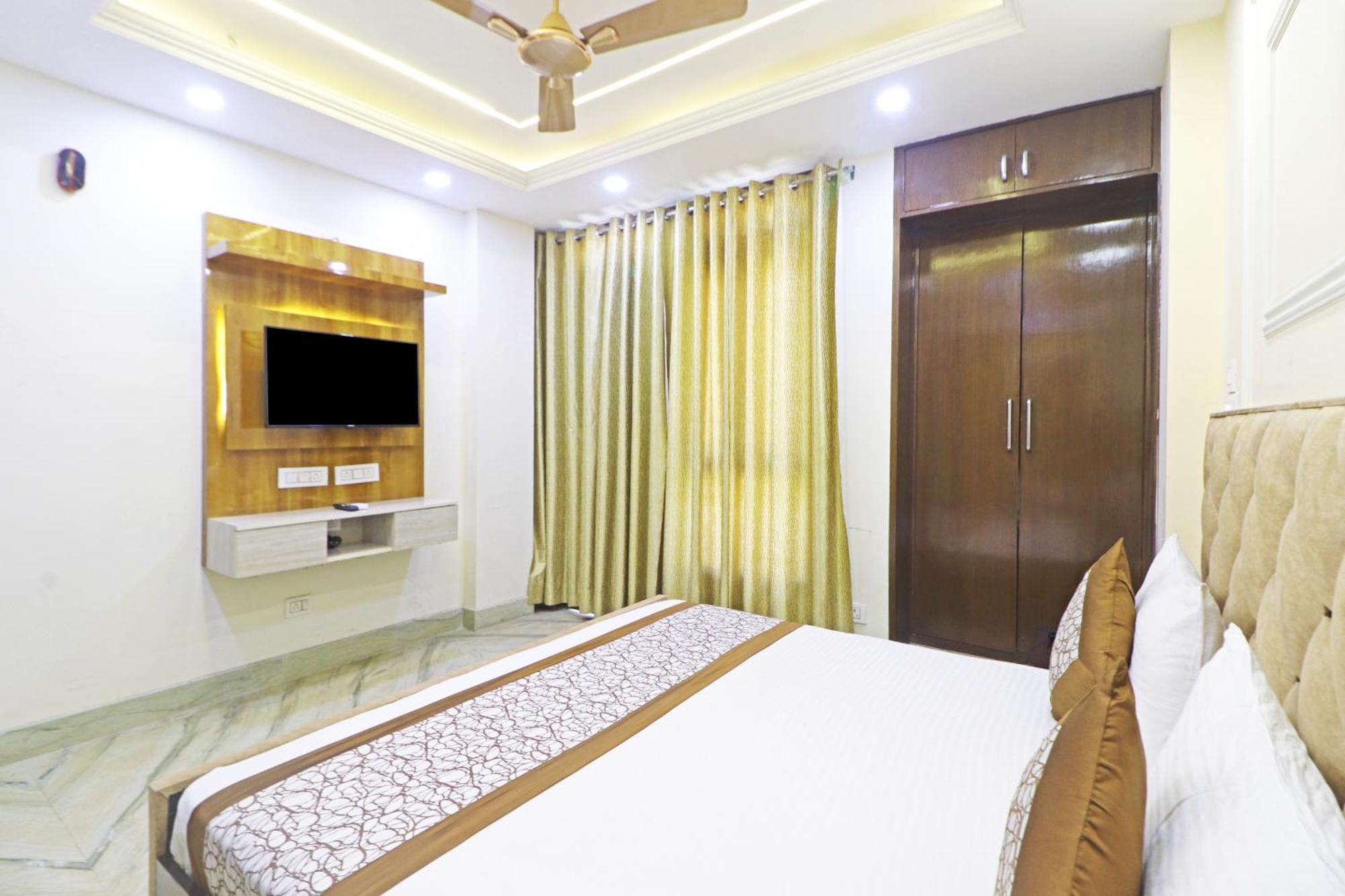 Hotel Samrat Residency 10 Mints Walking Distance Nizamuddin Railway Station New Delhi Bagian luar foto