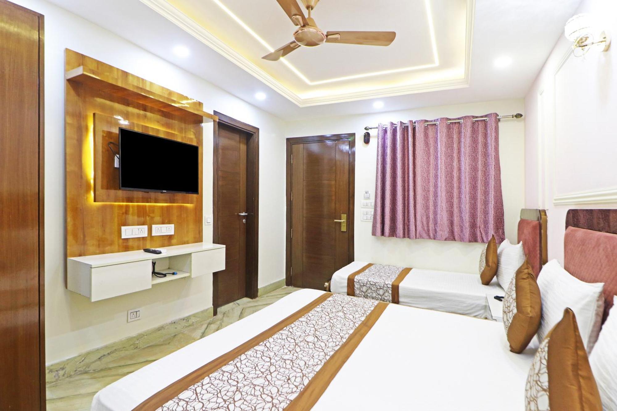 Hotel Samrat Residency 10 Mints Walking Distance Nizamuddin Railway Station New Delhi Bagian luar foto